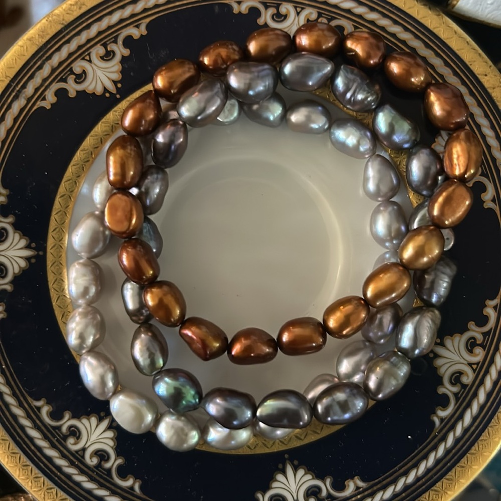 Vintage Freshwater Pearl Stretch Bracelets - Picture 2 of 4